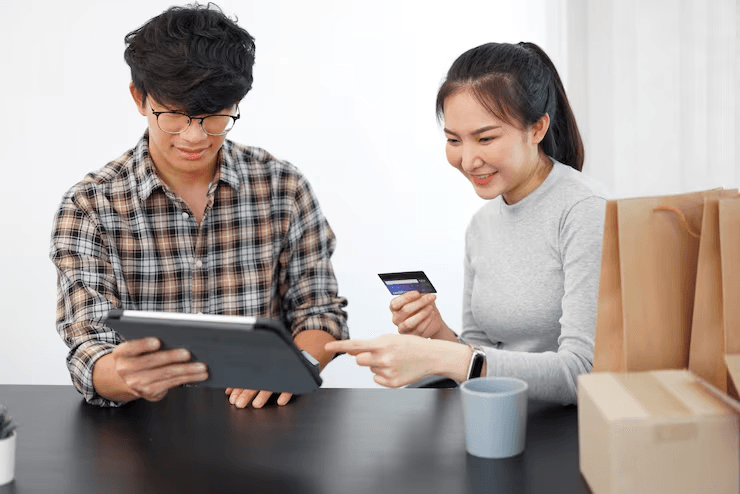 Vay tín chấp tiêu dùng